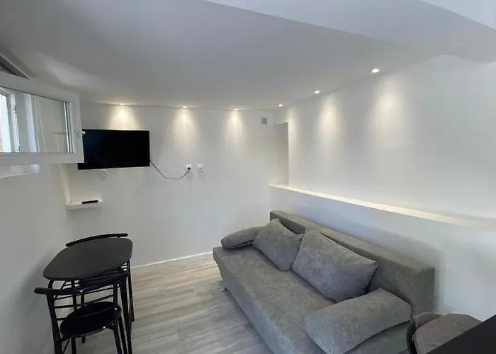 アパート Palmier サナリー・シュル・メール