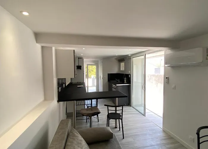 アパート Palmier サナリー・シュル・メール